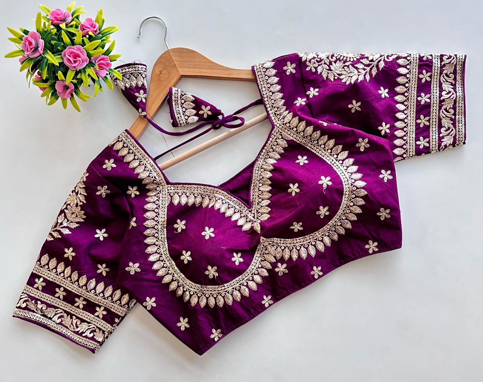 Rk Blouse Royal Jodha Style Bridal Wedding Wear Blouse Wholesale Market In Surat	